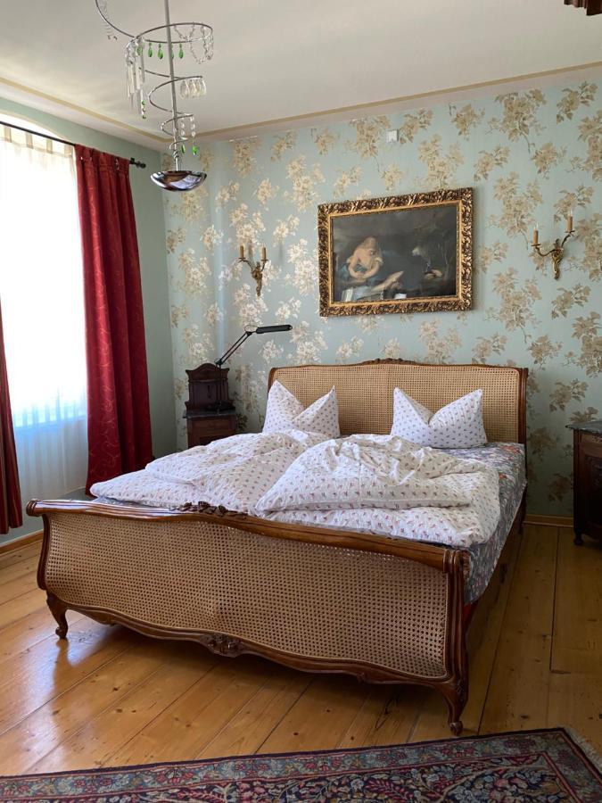 Altes Handelshaus 플라우엔 외부 사진